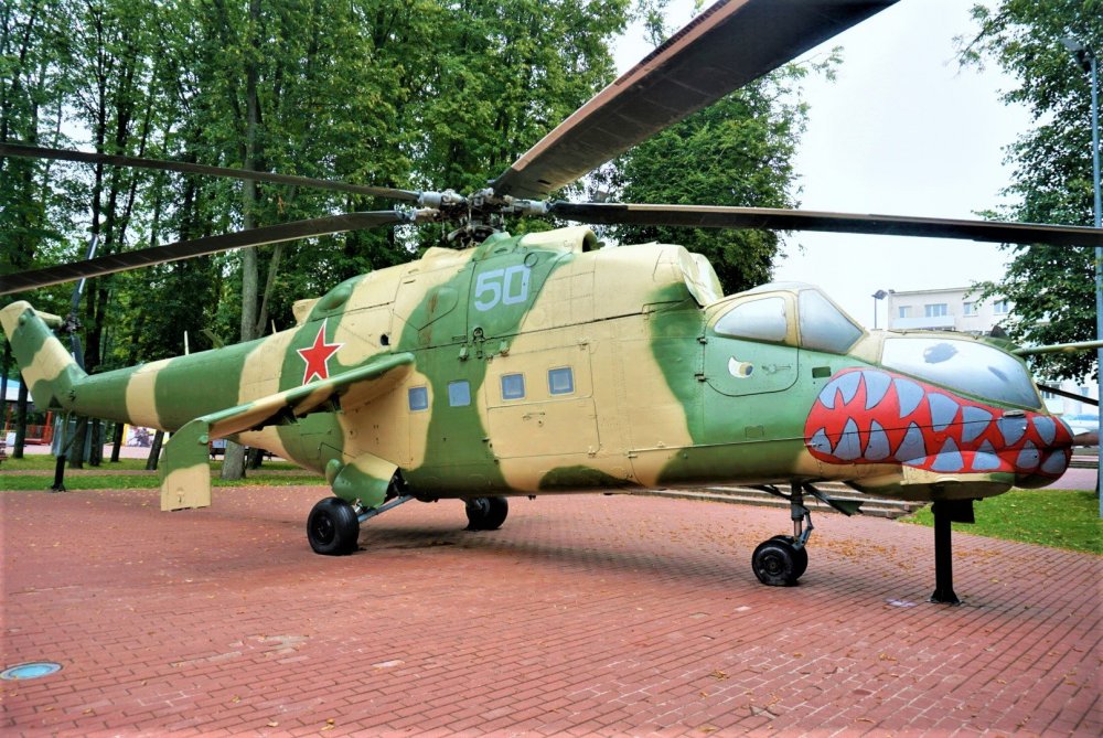 Витебск аллея Славы5.jpg