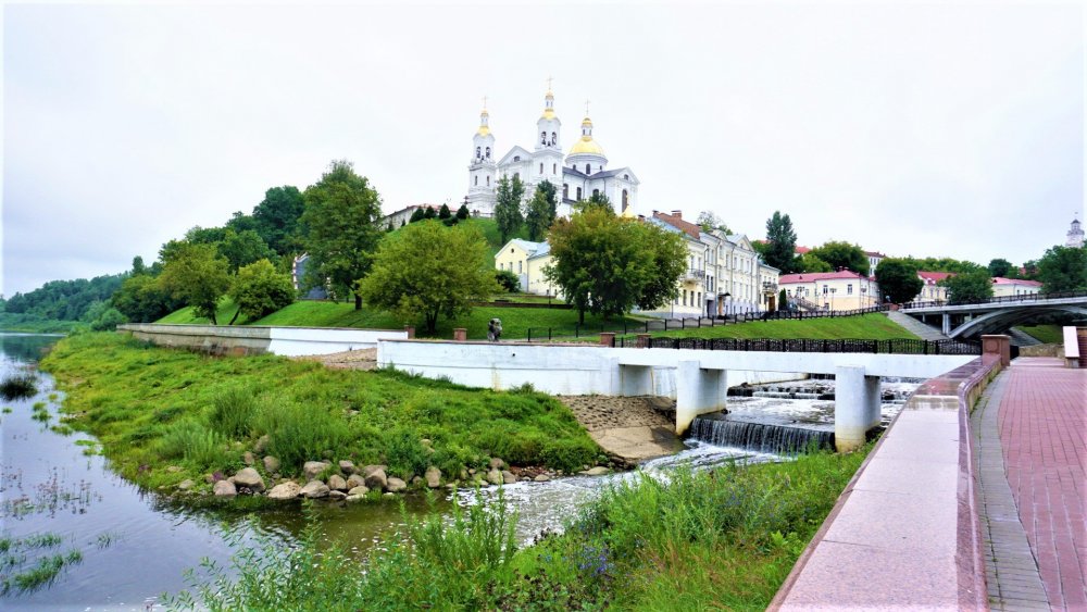 Витебск Успенский собор.jpg