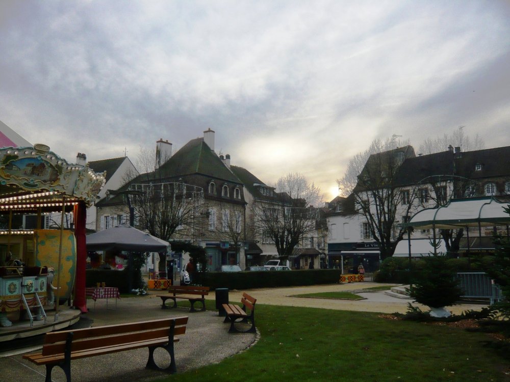 P1100834. Площадь Карно (Place Carnot)..JPG