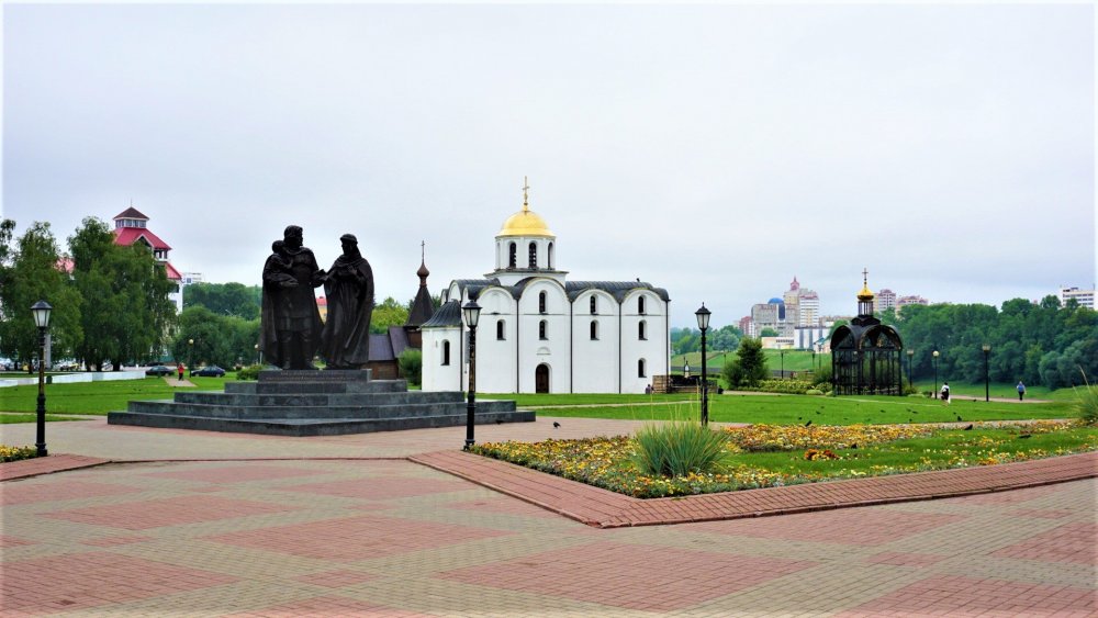 Витебск Благовещенская церковь и звонница.jpg