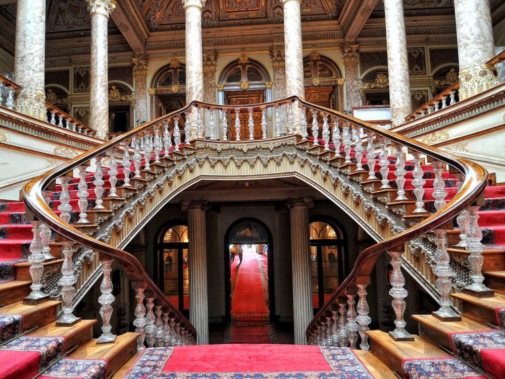 Dolmabahce Palace.jpg