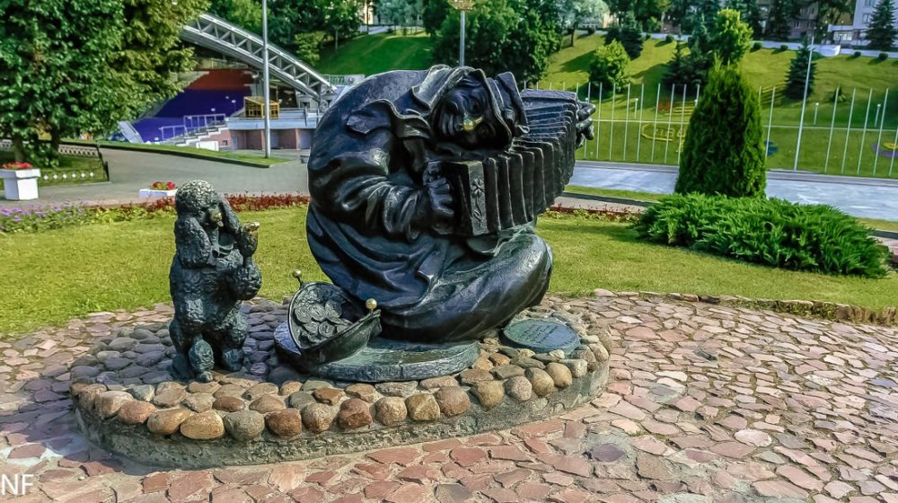 Витебск  Уличный клоун.jpg