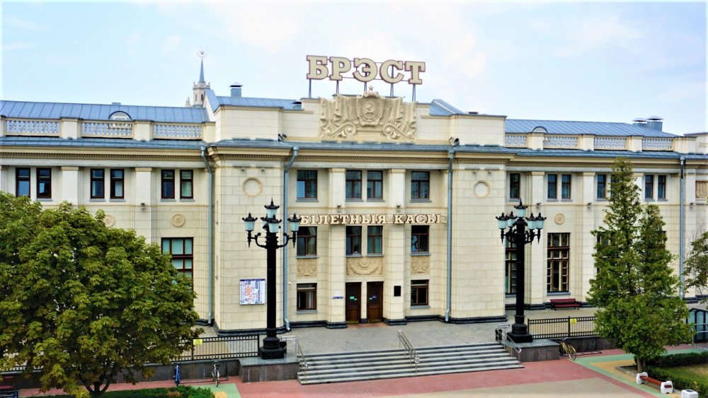 Брест 1 день вокзал.jpg