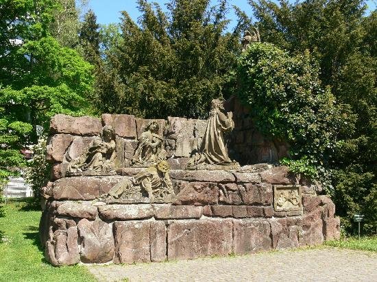 БаденБаден руины римских бань.jpg