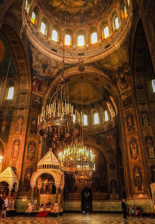 Alexander Nevsky Cathedral.jpg