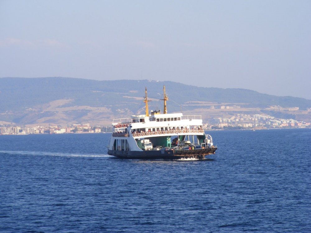 Canakkale_ferry.JPG