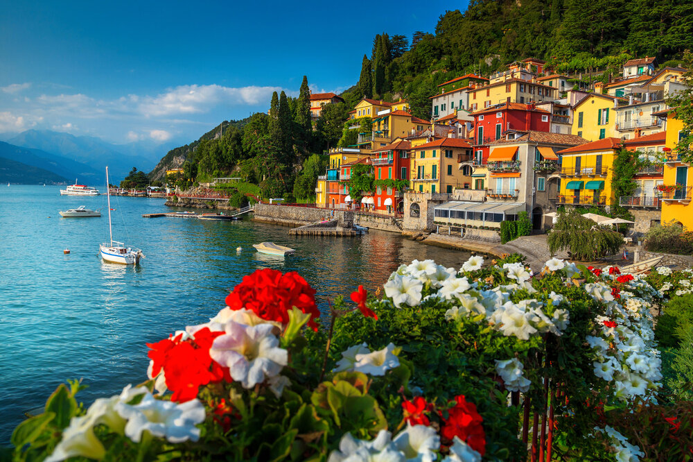 5d552191211d0Lake Como is the perfect scenic spot from which to enjoy a lake swim.jpg