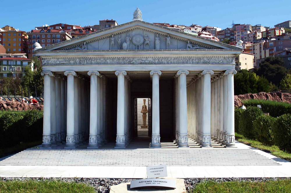 Храм Артемиды.jpg