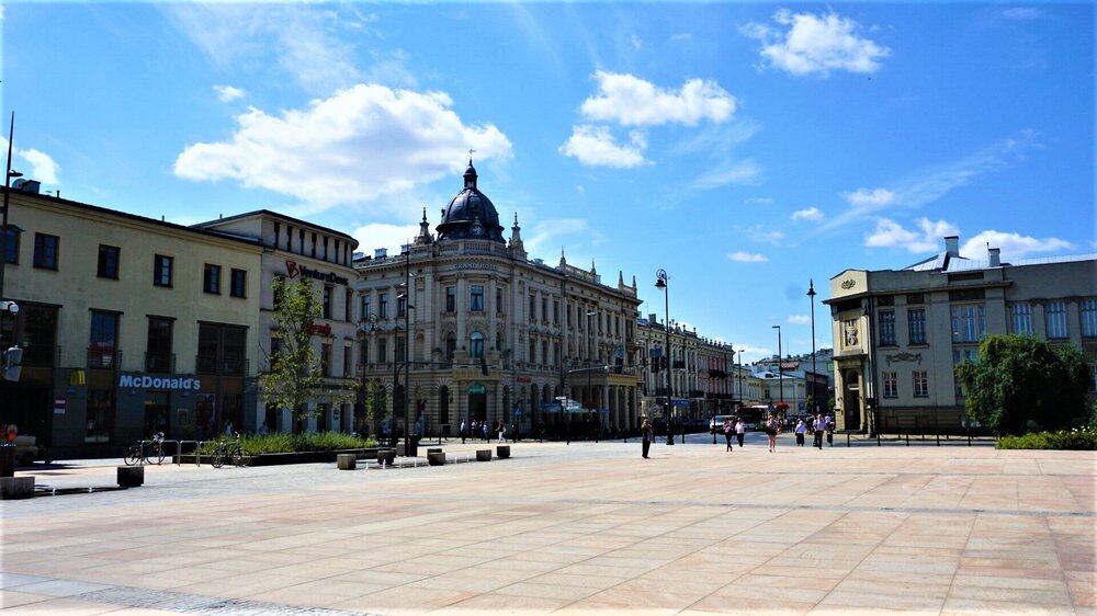 Люблин 100 площадь 1.jpg