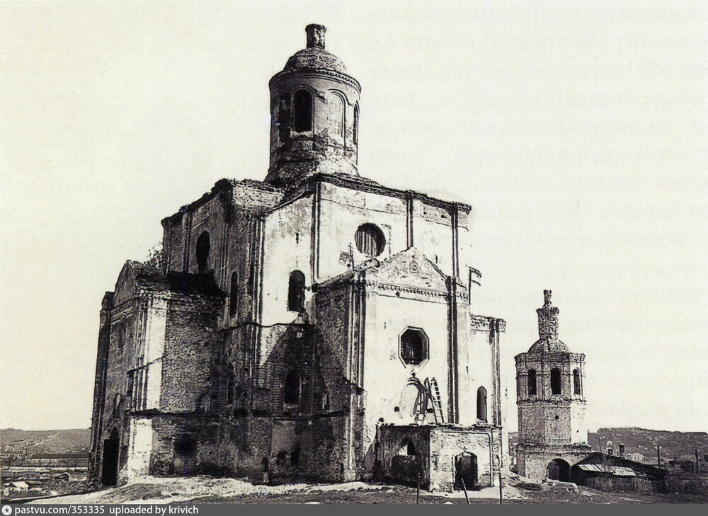 00000 1960—1962 Церковь Архангела Михаи.jpg