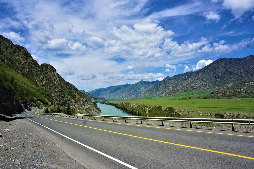 Алтай скалы.jpg