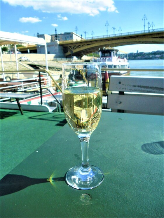 Будапешт кораблик.jpg