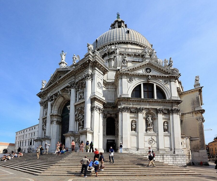 santa_maria_della_salute_33.jpg