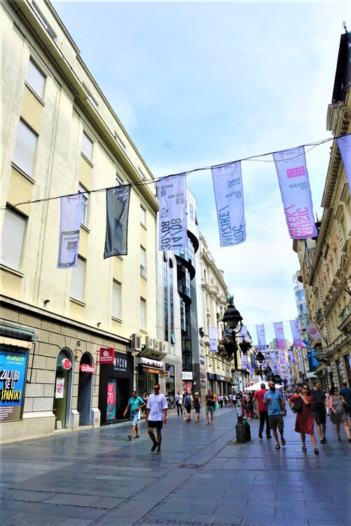 Белград улица 15.jpg