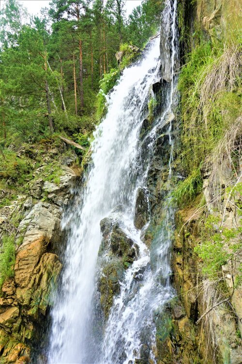 Камышлинский водопад.jpg