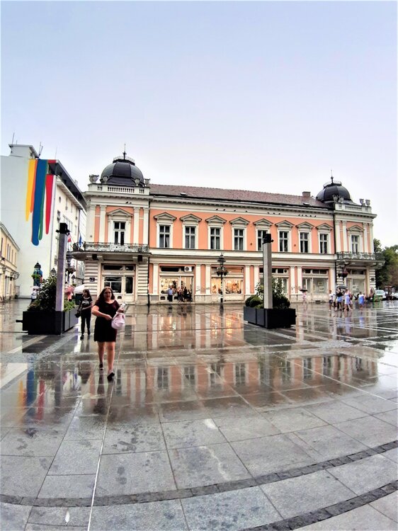 Белград торновый центр200.jpg