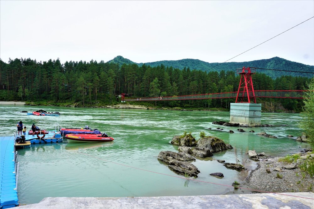 лодка приплыли.jpg