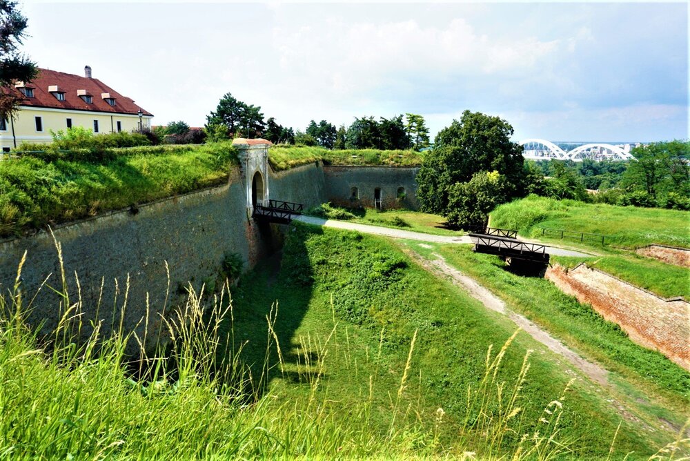 Нови-Сад крепость внутри 4.jpg