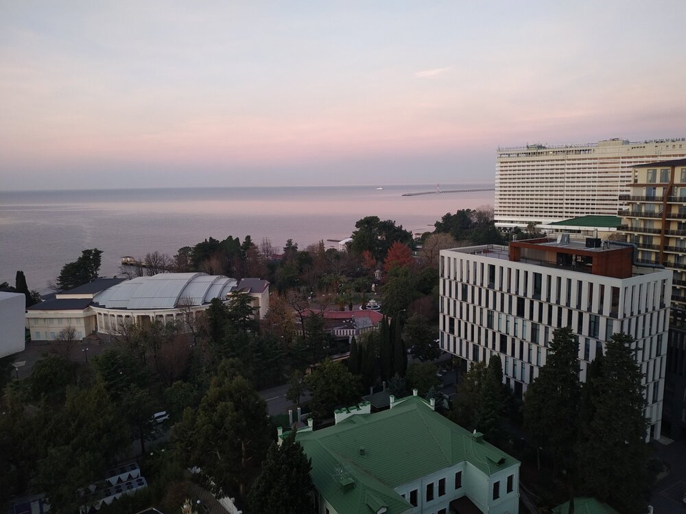 вид с балкона, утро.jpg