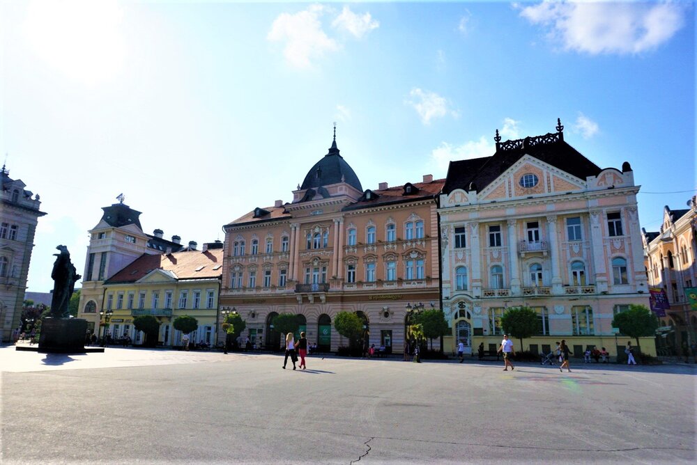 Нови-Сад площадь1.jpg