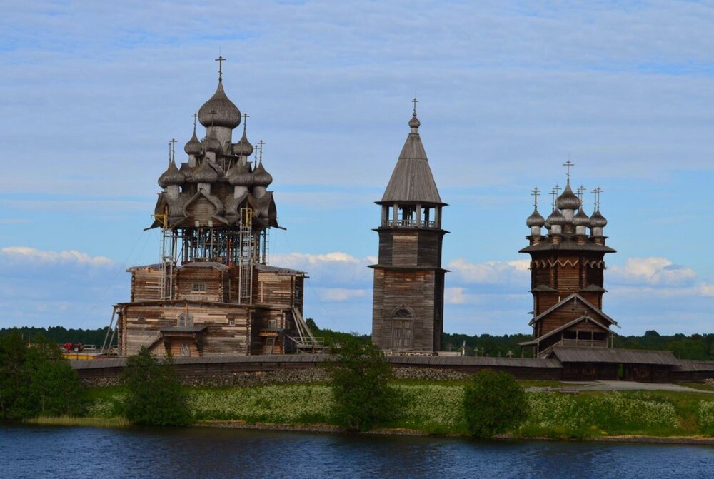 2014 г. (Космонавт Гагарин 1).jpg