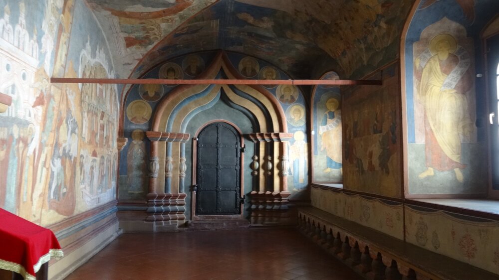 фрески троицкого собора.JPG