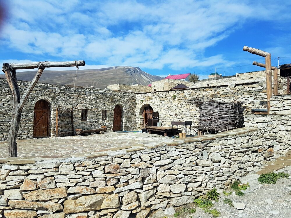 ХОЙ дворик.jpg