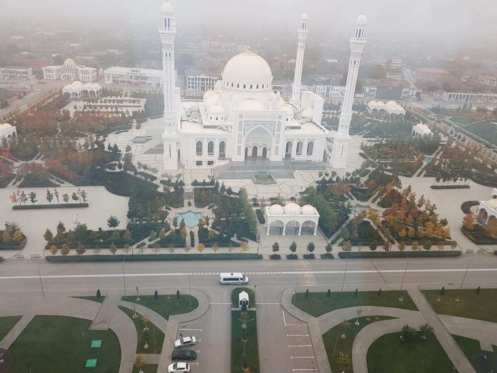 Шали Мечеть с 19  этажа.jpg