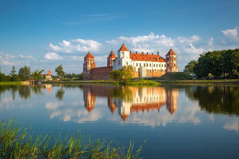 belarus_mir_264155078_shutterstock_11.jpg