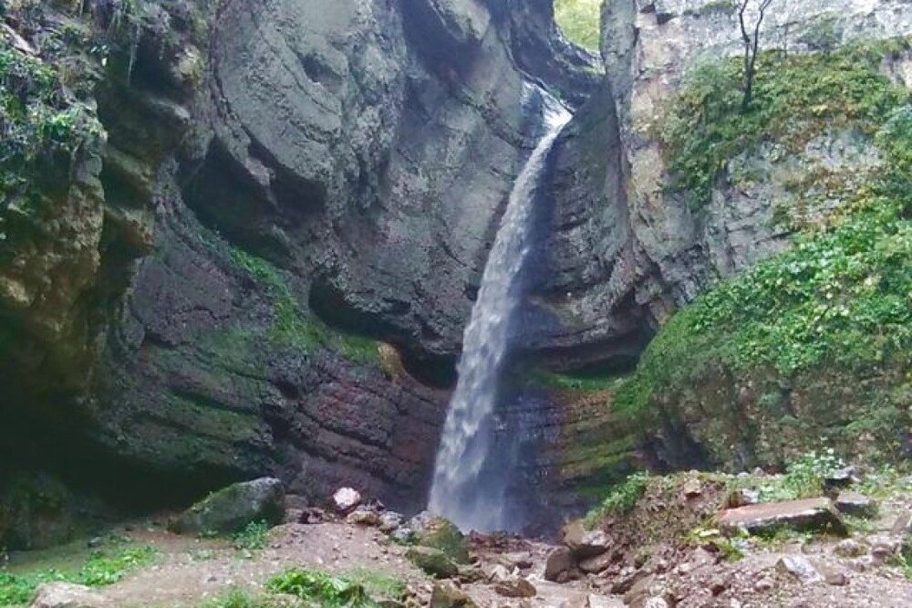 водопад Адай Су.jpg