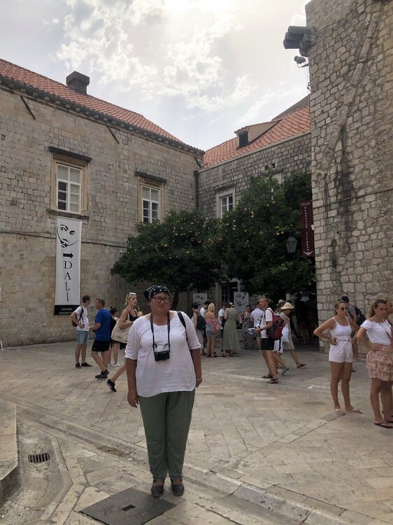 PAwRwWxwe4luuoxbowTtE0aZ5wq5uxzcuHrVFVPU0o52KN2HLN0gH-uMqVrPD96G_VzHVKul1Mf7YBCnX8qblqeJ (2).jpg