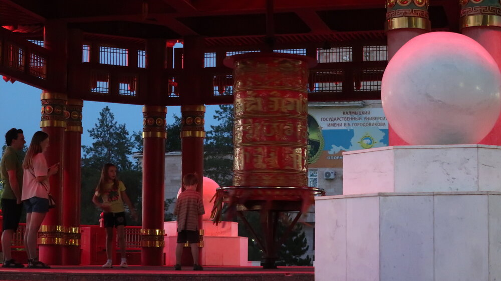 IMG_2251-Элиста-Пагода семи дней.JPG