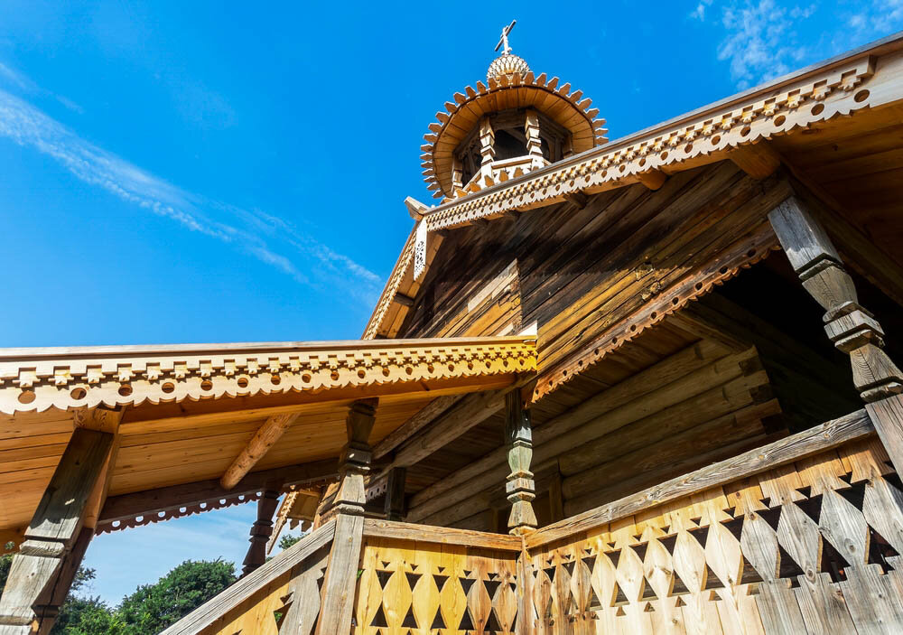 shutterstock_2412732265 — копия.jpg