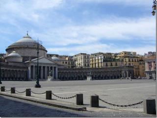 базилика в Неаполе.jpg