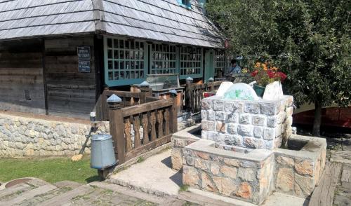 WP_20160818_14_34_45_Pro (2).jpg