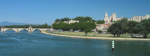 France_Avignon_.jpg