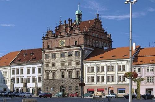 Plzen-1-Town-Hall.jpg
