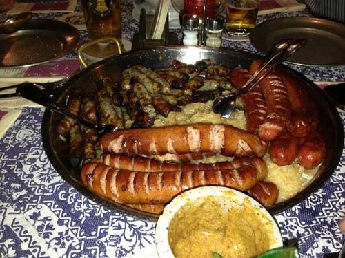 Nuernberger Bratwurst Glockl am Dom 11.jpg