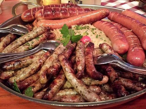 Nuernberger Bratwurst Glockl am Dom 15.jpg