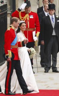 prince-william-red-suit-lookbook-royal-wedding.jpg