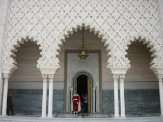 R8-5.jpg