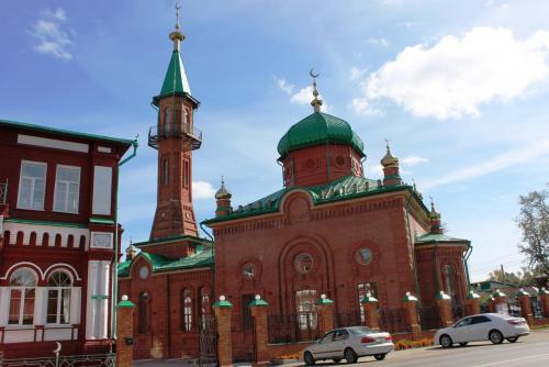 мечеть красная.JPG