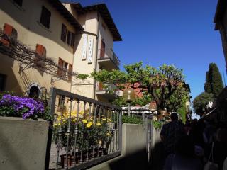 DSCN2052.JPG