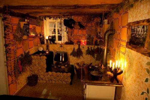 die-hexestubb-im-marchenhaus.jpg