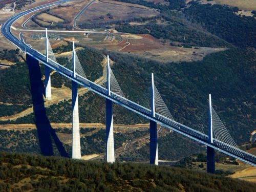 7_Виадук Мийо_3.jpg