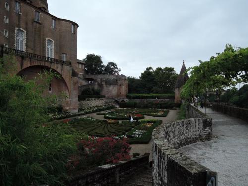 DSCN5900.JPG