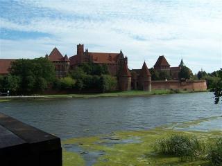 100_9907.JPG
