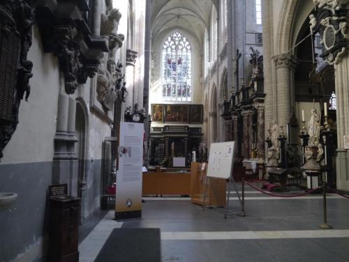 P1100339_гробница Рубенса.JPG