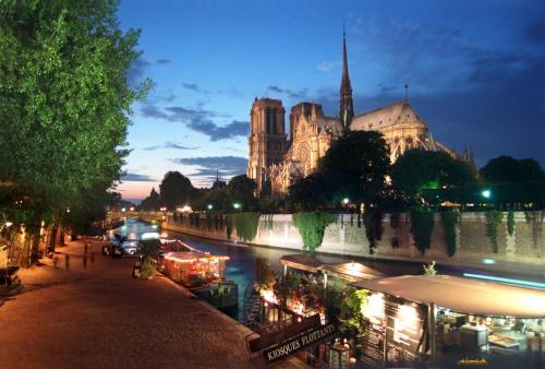 wallpaper_fromparis_notre_dame_full.jpg