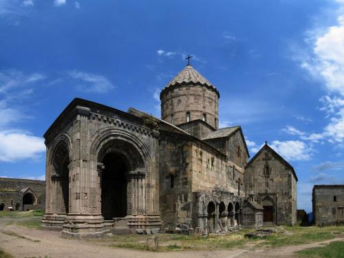 Tatev_Pogos_Petros_church.jpg